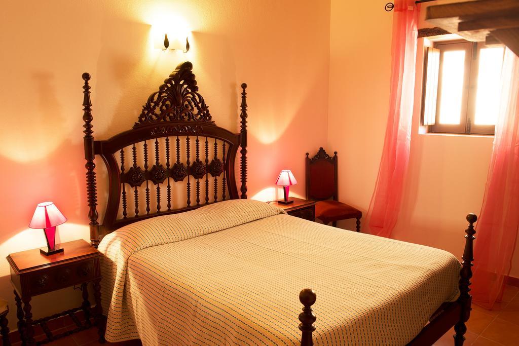 Recanto Da Ribeira Casas De Campo Monchique Værelse billede