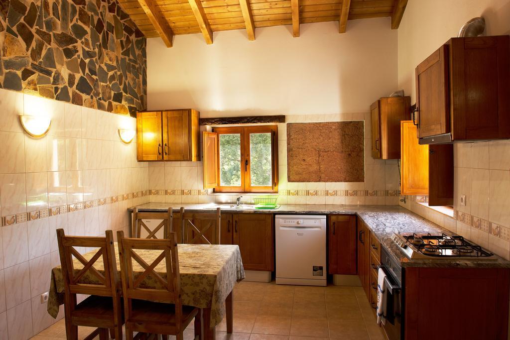 Recanto Da Ribeira Casas De Campo Monchique Værelse billede